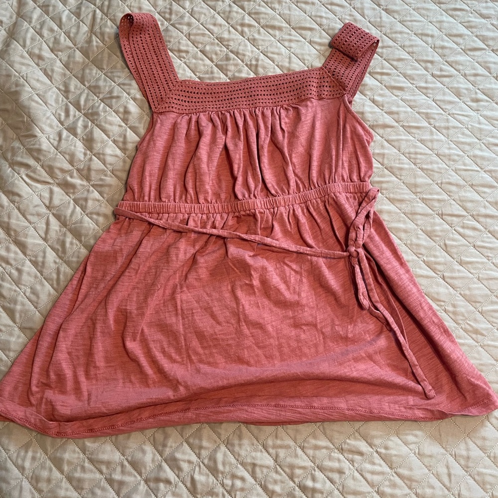 Old Navy Maternity Crochet-Yoke Slub-Knit Tie-Waist Sleeveless Top